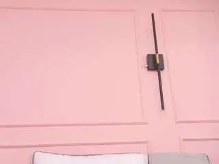 Camsoda Free Porn Cam of mia-colllins
