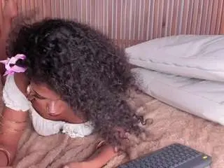 Camsoda Watch Live Sex Cams of reshi-hevss