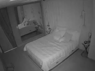Camsoda Live Sex of voyeurcam-casa-salsa-bedroom-2