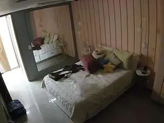 Camsoda Free Live Porn of voyeurcam-casa-salsa-bedroom-2
