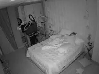 Camsoda Sex Chat of voyeurcam-casa-salsa-bedroom-2