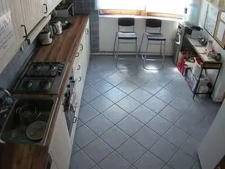Camsoda Adult Webcams of voyeurcam-julmodels-kitchen-2