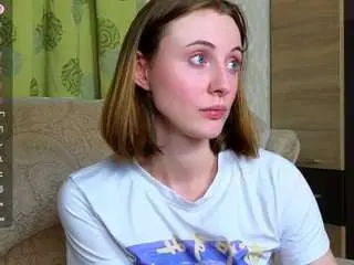 Camsoda Live Porn of adelina-cowell