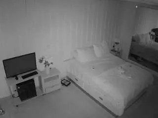 Camsoda Adult Video Chat of voyeurcam-casa-salsa-bedroom-5