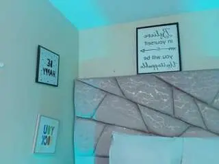 Camsoda Sex Cam of yayis-betancur