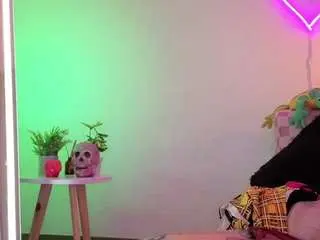 Camsoda Free Porn Cam of violet-ch