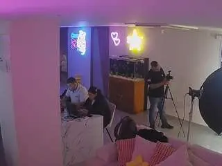 Camsoda Adult Video Chat of voyeurcam-casa-salsa-parlor