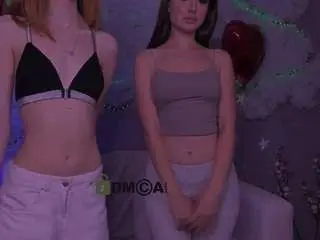 Camsoda Adult Webcam of angie-foxy1