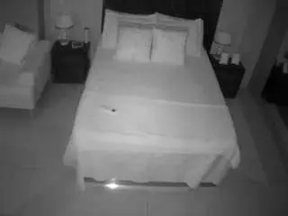 Camsoda Live Sex Cam of voyeurcam-casa-salsa-bedroom-3