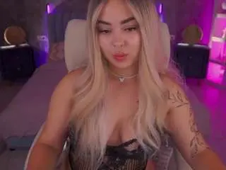Camsoda Free Porn Cam of susiegirll