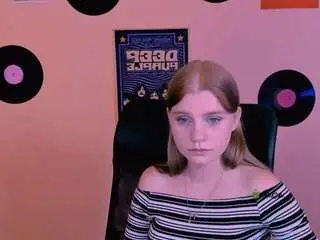 Camsoda Adult Webcam of lumi-soft