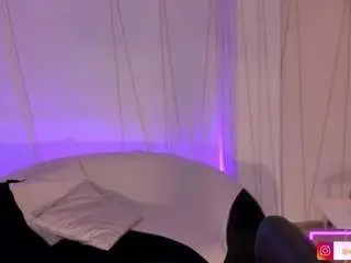 Camsoda Adult Webcam of maddisoncollins