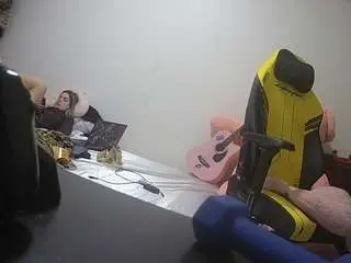 Camsoda Sex Chat of voyeurcam-sexy-little-ana-01