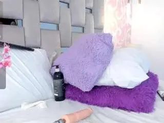 Camsoda Best live sex cam show of annievanegas