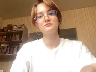 Camsoda Watch Live Sex Cams of carlinebyler