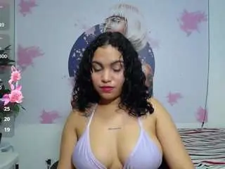 Camsoda Live Sex of valeria-martinez19