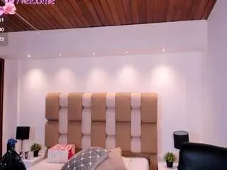 Camsoda Watch Live Sex Cams of victoria-mooree