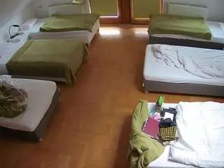 Camsoda Private Sex Chat of voyeurcam-julmodels-bed-6