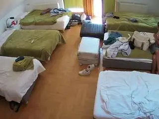 Camsoda Live Sex Cam of voyeurcam-julmodels-bed-6