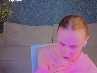 Camsoda Sex Chat of karolina-kely