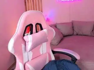 Camsoda Adult Webcams of madeleinesummer