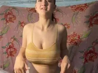Camsoda Private Sex Chat of yajairahazelbush
