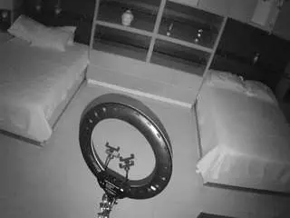 Camsoda Sex Chat of voyeurcam-casa-salsa-versus-room