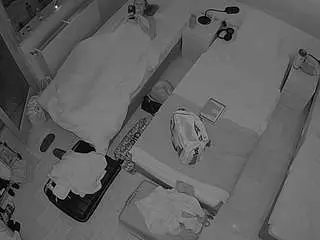 Camsoda Adult Webcam of voyeurcam-julmodels-bed-7