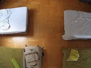 Camsoda Live Sex Cam of voyeurcam-julmodels-bed-7
