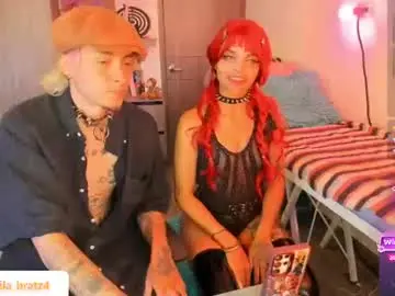 Chaturbate Free Live Porn of badeyes_crazylilgoat