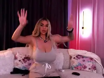 Chaturbate Watch Live Sex Cams of pearlplenty