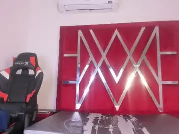 Chaturbate Free Live Porn of ambarglowasm