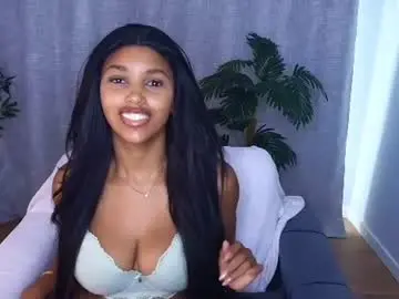 Chaturbate Best live sex cam show of layla_stewartt