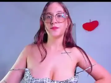 Chaturbate Live Sex Cam of laura_ivy