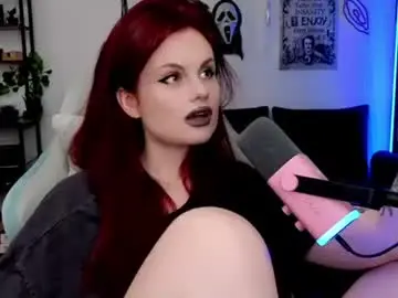 Chaturbate Free Live Porn of dellacrush_