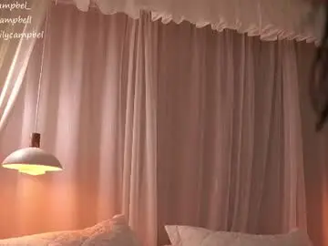 Chaturbate Live Sex Cam of emiilycampbell