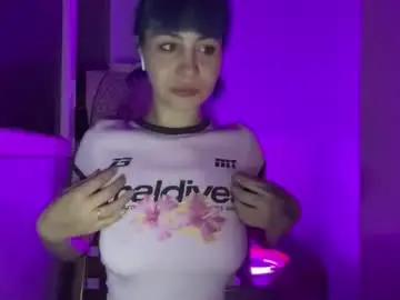 Chaturbate Live Sex Cam of shumahdi