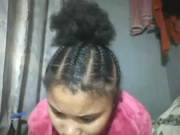 Chaturbate Free Porn Cam of simirna98