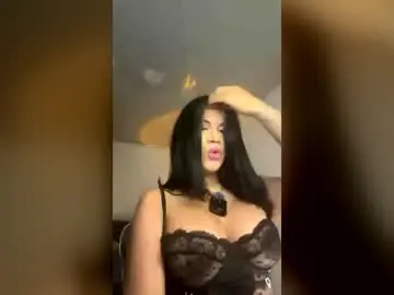 Chaturbate Live Sex Cam of sweetx_miracle