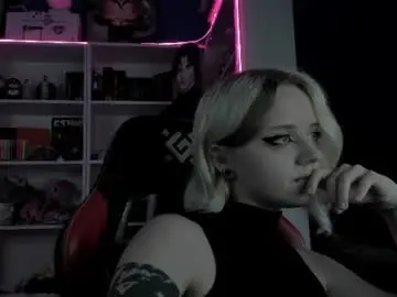 Chaturbate Sex Cam of holy_mistresss