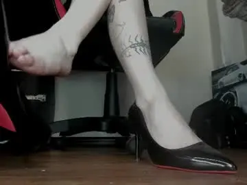 Chaturbate Live Sex of holy_mistresss