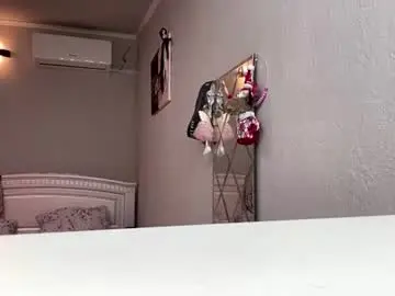 Chaturbate Adult Video Chat of reginavandivier