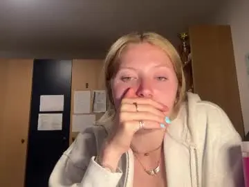 Chaturbate Sex Cam of cinderfuzz