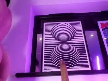 Chaturbate Free Live Porn of littlee33