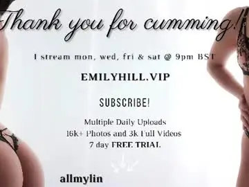 Chaturbate Live Sex of littlee33