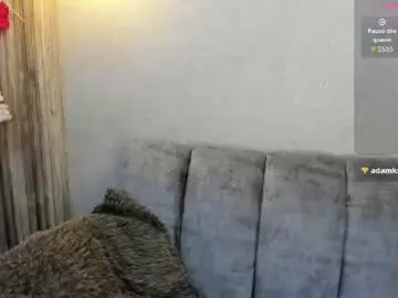 Chaturbate Adult Video Chat of angeelblosoom