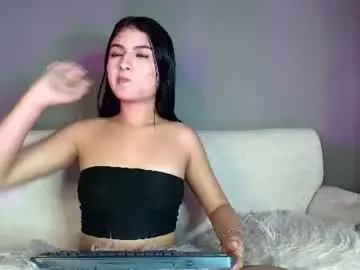 Chaturbate Free Porn Cam of zoee_8