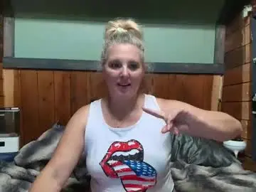 Chaturbate Live Sex Cam of littlelisa1