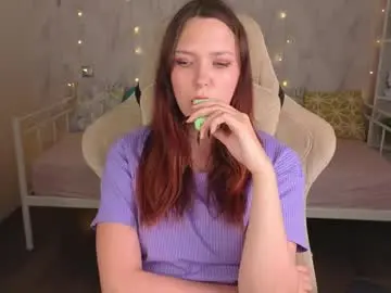 Chaturbate Live Sex Cam of monica__queen