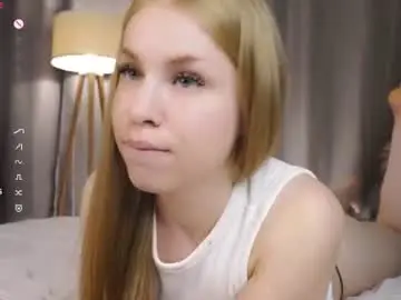 Chaturbate Sex Cam of cinacandy